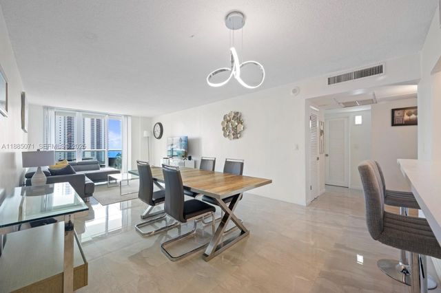 19370 Collins Avenue 1425, Sunny Isles Beach, FL 33160