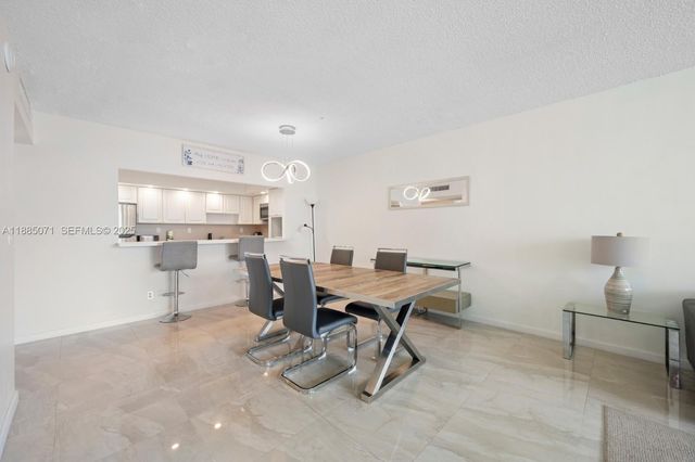 19370 Collins Avenue 1425, Sunny Isles Beach, FL 33160