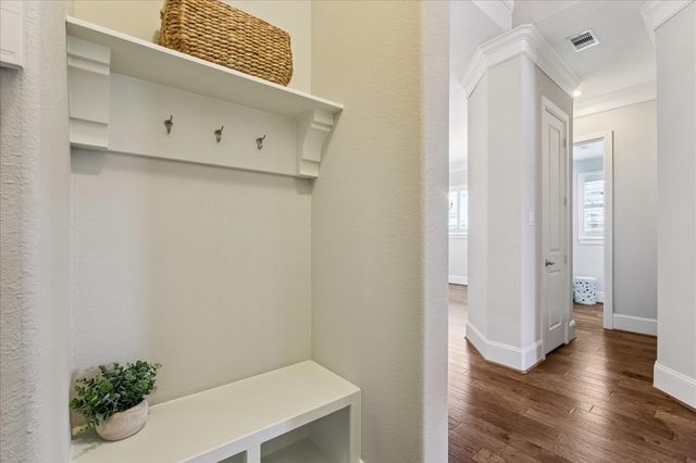 1819 Eagle Creek Drive, Friendswood, TX 77546