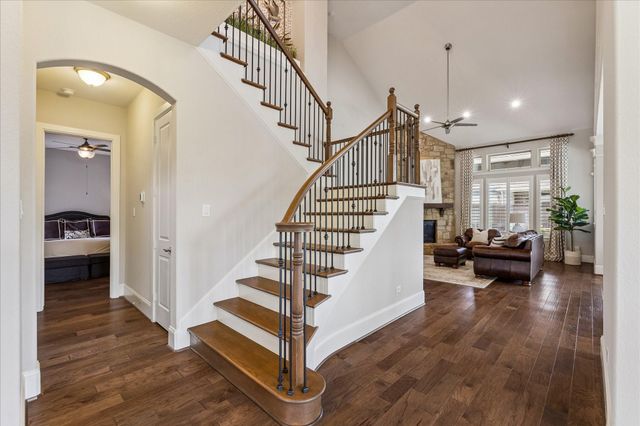 1819 Eagle Creek Drive, Friendswood, TX 77546