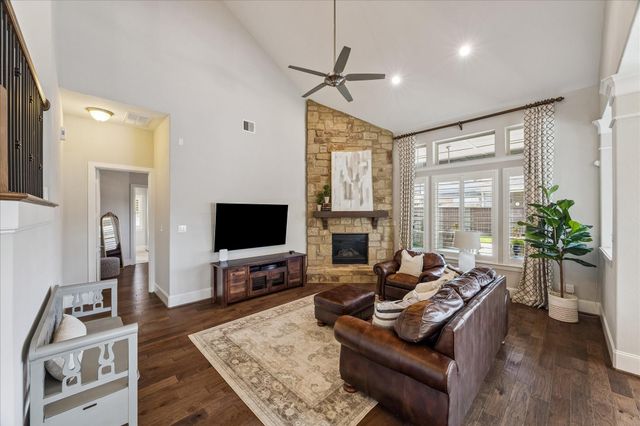 1819 Eagle Creek Drive, Friendswood, TX 77546