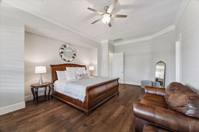 1819 Eagle Creek Drive, Friendswood, TX 77546