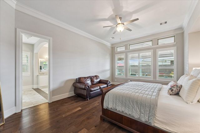 1819 Eagle Creek Drive, Friendswood, TX 77546