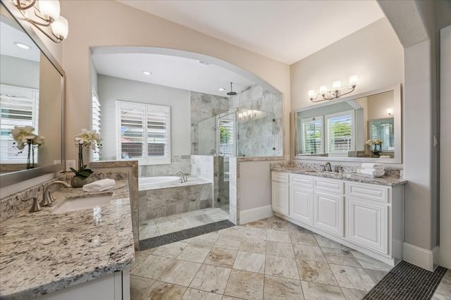 1819 Eagle Creek Drive, Friendswood, TX 77546