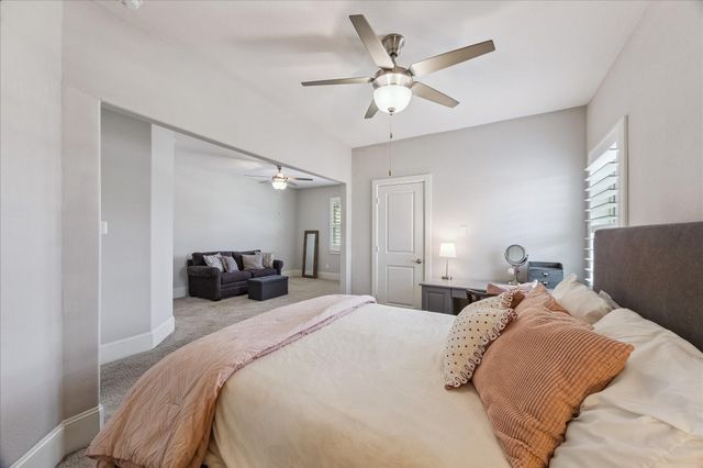 1819 Eagle Creek Drive, Friendswood, TX 77546