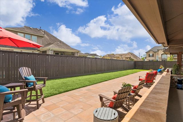 1819 Eagle Creek Drive, Friendswood, TX 77546