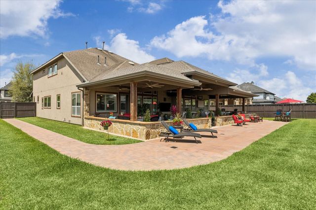 1819 Eagle Creek Drive, Friendswood, TX 77546