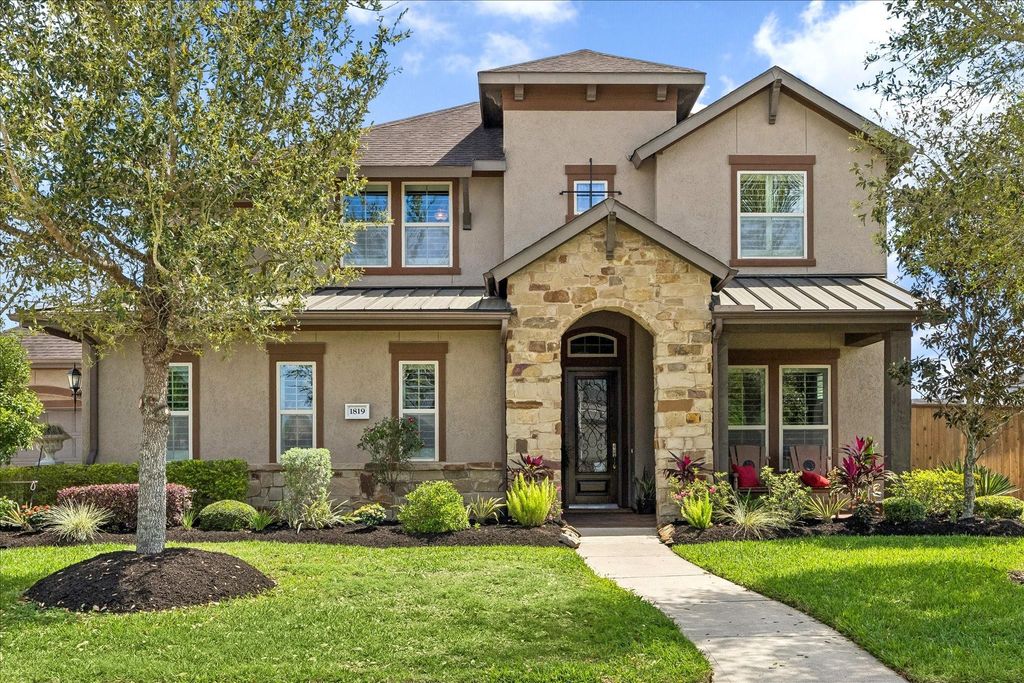 1819 Eagle Creek Drive, Friendswood, TX 77546