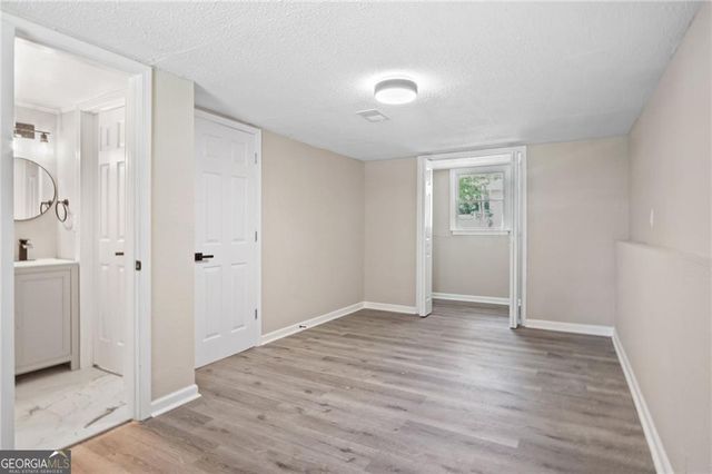 350 Roundup Trail, Ellenwood, GA 30294