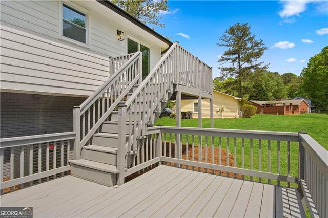 350 Roundup Trail, Ellenwood, GA 30294