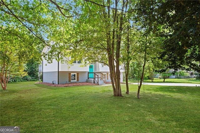 350 Roundup Trail, Ellenwood, GA 30294