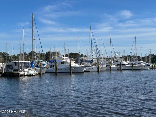 1609 Caracara Drive, New Bern, NC 28560