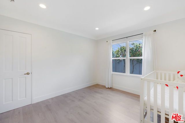 149 S Kenter Avenue, Los Angeles, CA 90049