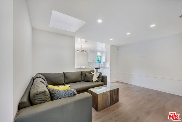 149 S Kenter Avenue, Los Angeles, CA 90049