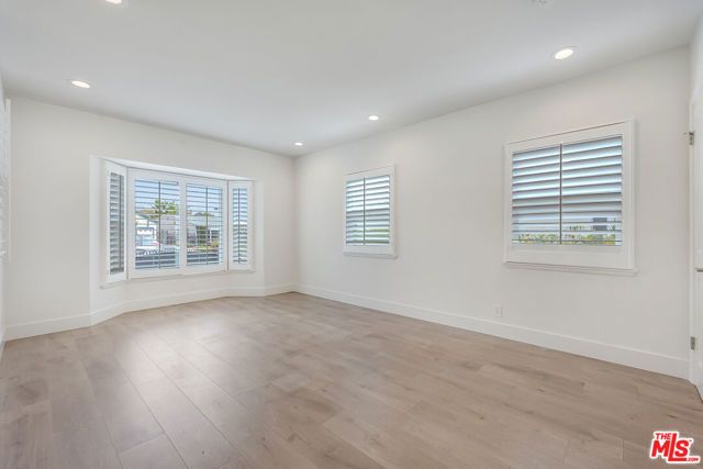 149 S Kenter Avenue, Los Angeles, CA 90049