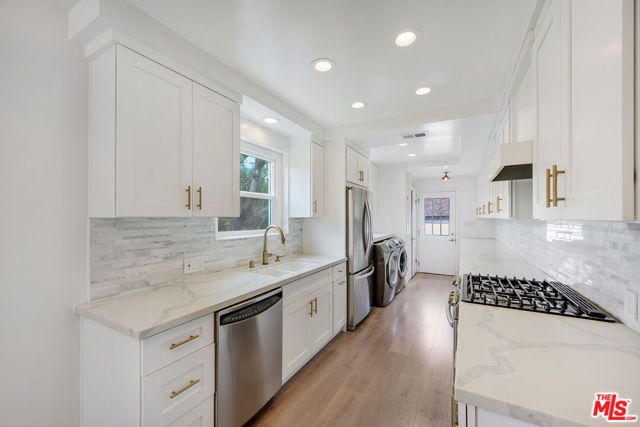 149 S Kenter Avenue, Los Angeles, CA 90049