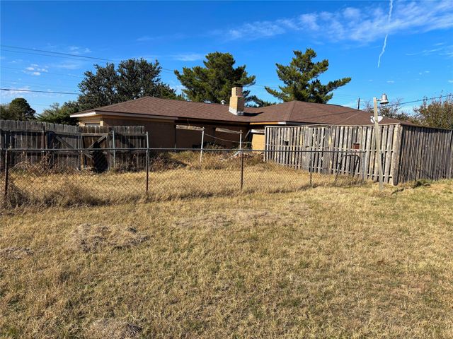 3201 E Lake Road, Abilene, TX 79601
