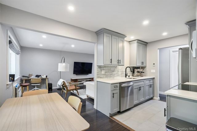 7 N James Street 7K, Peekskill, NY 10566