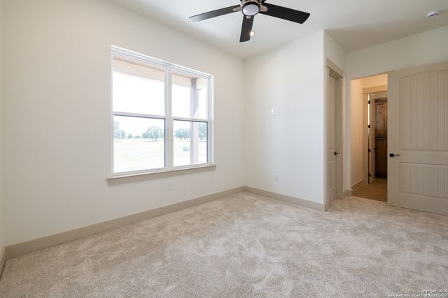 811 Horseshoe Falls, Bandera, TX 78003