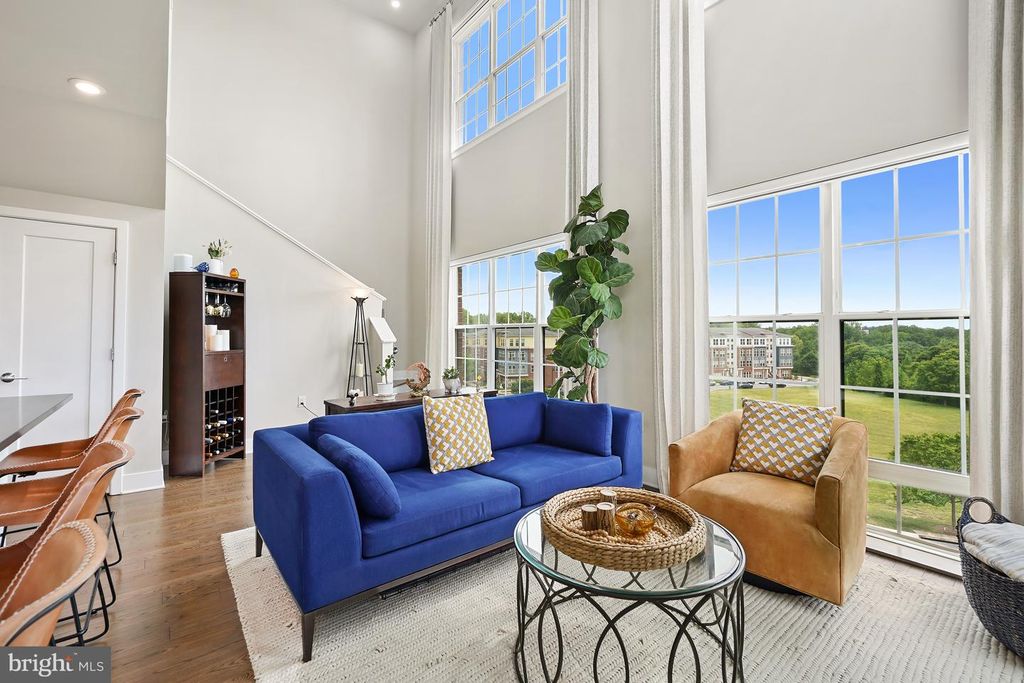 Image 23 of property listing at 502 DIAMONDBACK DR #404, Gaithersburg, MD 20878