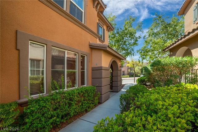 11404 Belmont Lake Drive 101, Las Vegas, NV 89135