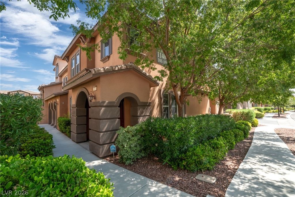 11404 Belmont Lake Drive 101, Las Vegas, NV 89135