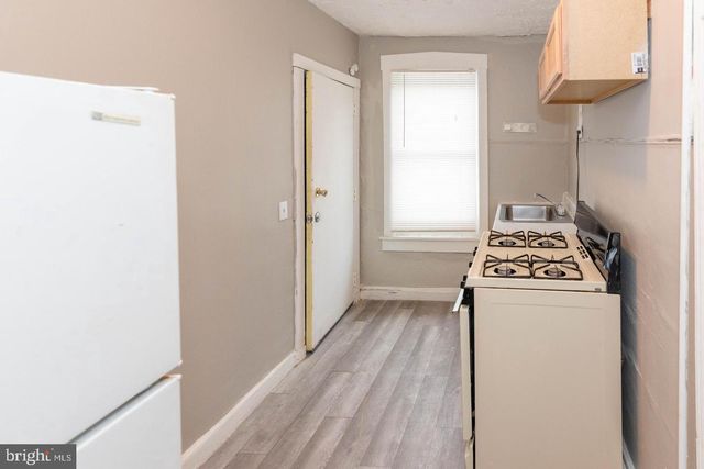 2550 W LOMBARD ST, Baltimore, MD 21223