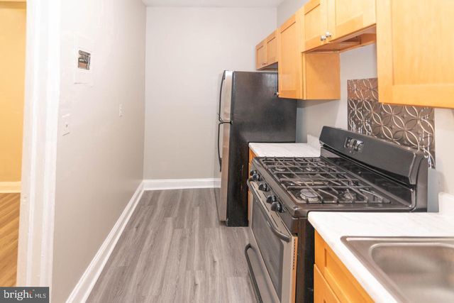 2550 W LOMBARD ST, Baltimore, MD 21223