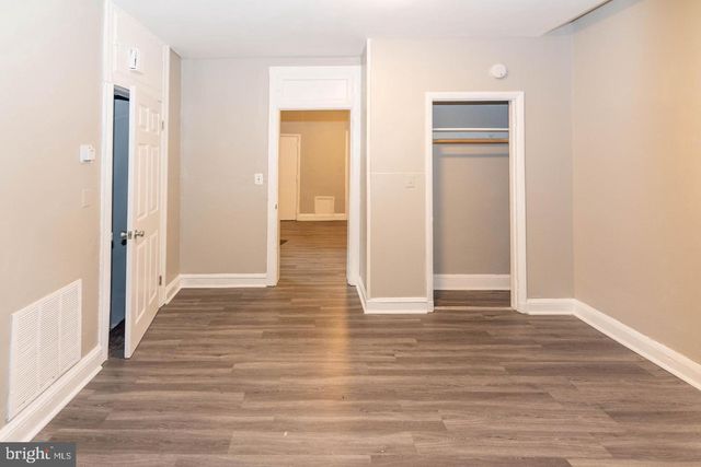 2550 W LOMBARD ST, Baltimore, MD 21223