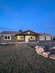 26780 Austin Road, Bend, OR 97701