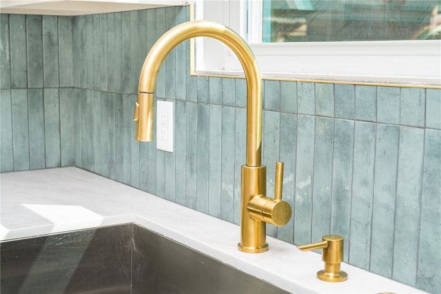 318 Cheyenne St, Corpus Christi, TX 78405