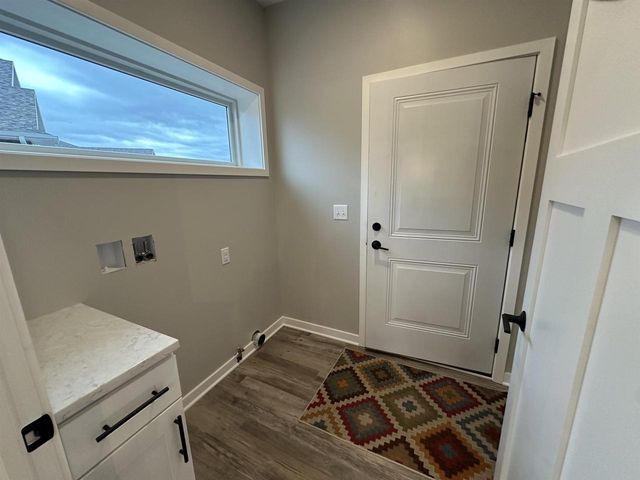 3106 S Bartells Drive, Beloit, WI 53511