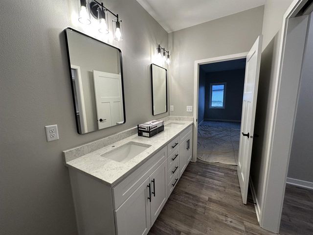 3106 S Bartells Drive, Beloit, WI 53511