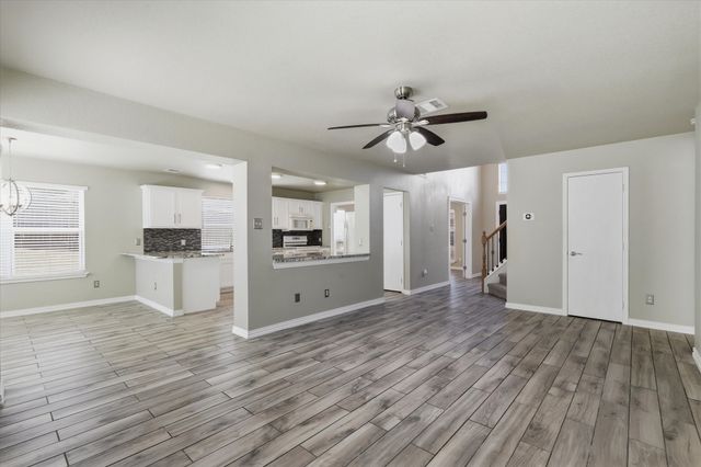 9737 Maryville Lane, Fort Worth, TX 76108