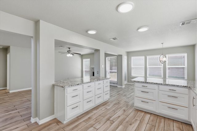 9737 Maryville Lane, Fort Worth, TX 76108