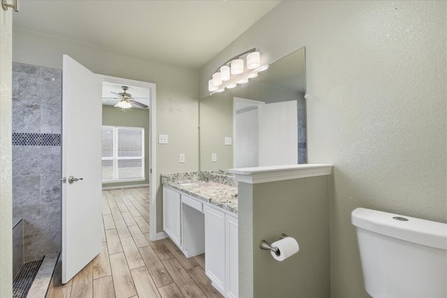 9737 Maryville Lane, Fort Worth, TX 76108