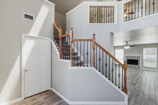 9737 Maryville Lane, Fort Worth, TX 76108