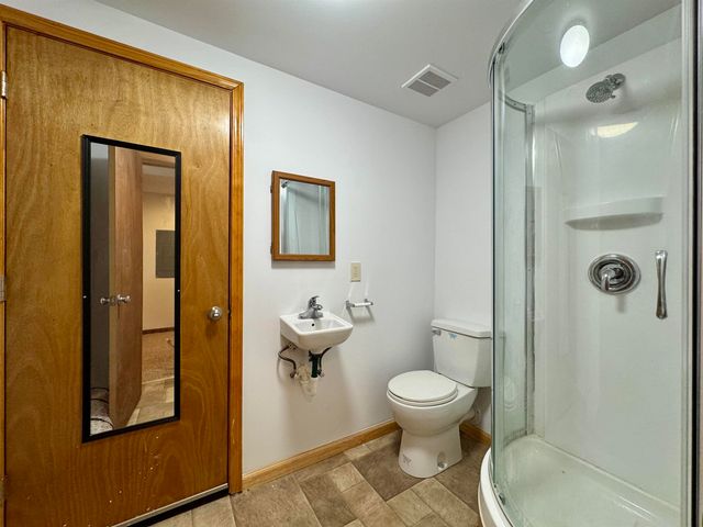 100 Stonewood Drive, Huntington, WV 25705