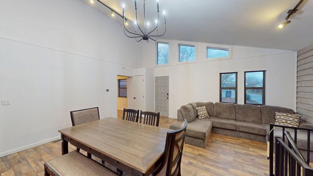 100 Stonewood Drive, Huntington, WV 25705