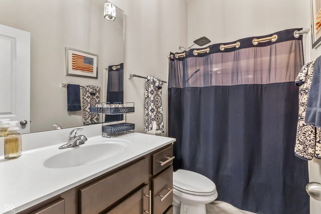 10966 Towpath Court, Fishers, IN 46040