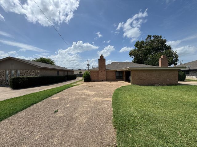 6224 Wheaton Drive B, Fort Worth, TX 76133