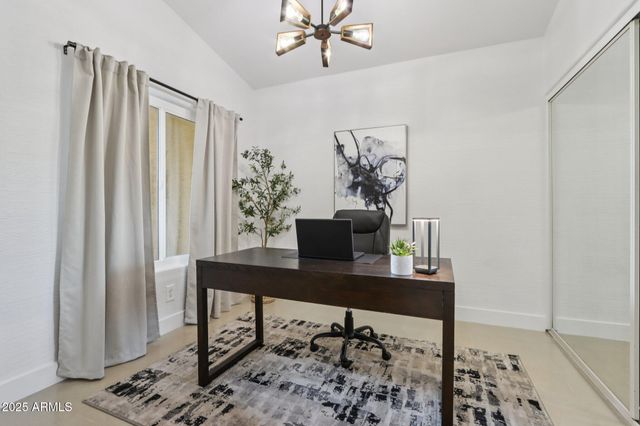 10030 E CELTIC Drive, Scottsdale, AZ 85260