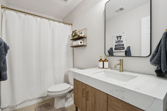 10030 E CELTIC Drive, Scottsdale, AZ 85260