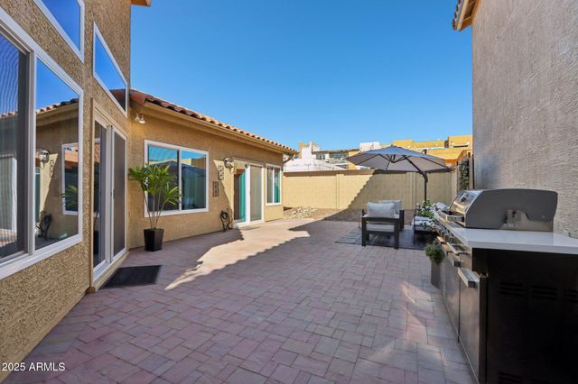 10030 E CELTIC Drive, Scottsdale, AZ 85260