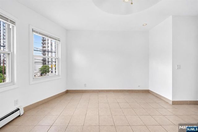 354 Paterson Plank Road, Jersey City, NJ 07307