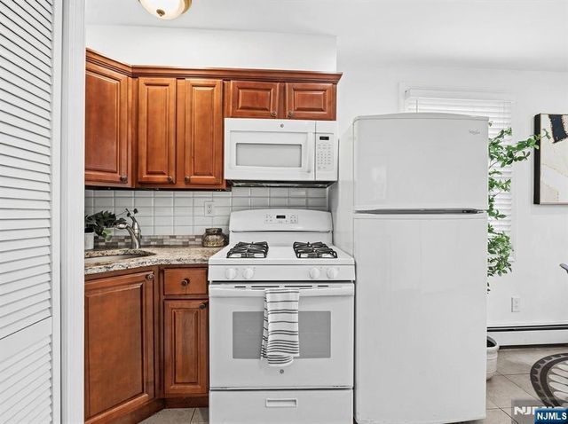 354 Paterson Plank Road, Jersey City, NJ 07307