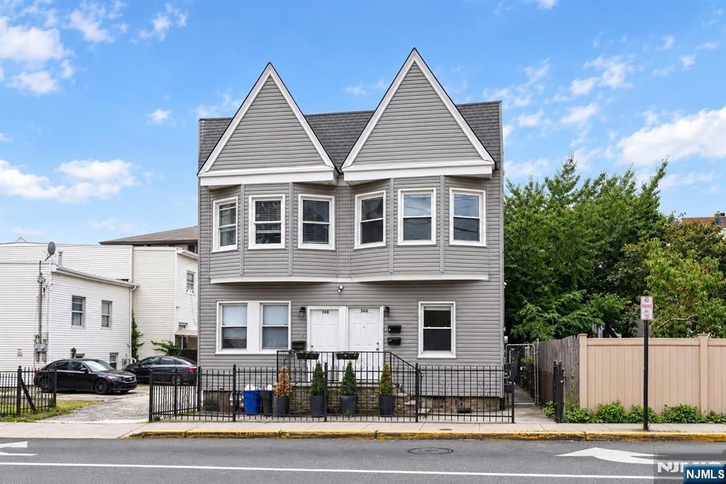 354 Paterson Plank Road, Jersey City, NJ 07307