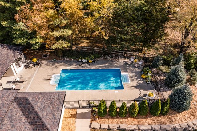 3421 COUNTRY CLUB DR, Jefferson City, MO 65109