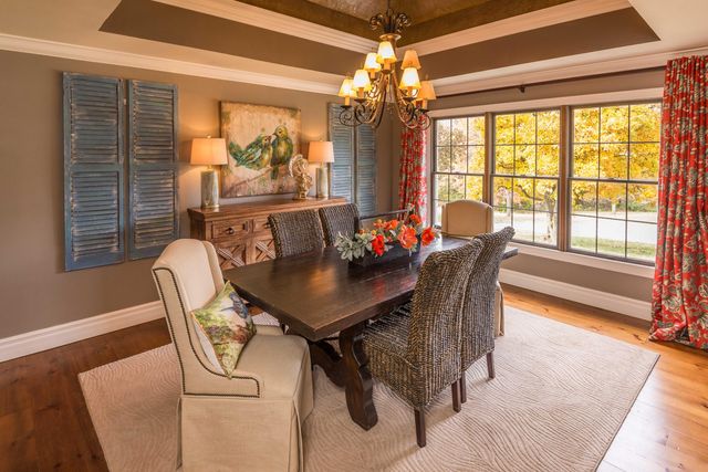 3421 COUNTRY CLUB DR, Jefferson City, MO 65109