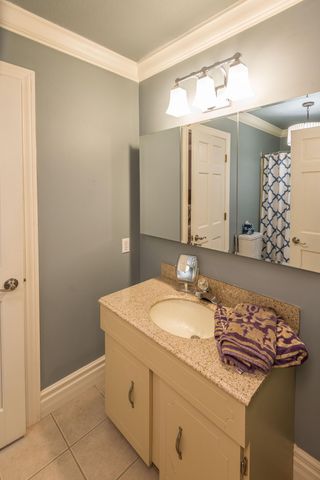 3421 COUNTRY CLUB DR, Jefferson City, MO 65109